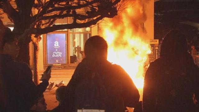 ucberkeleyneonaziproteststevefield-18273320