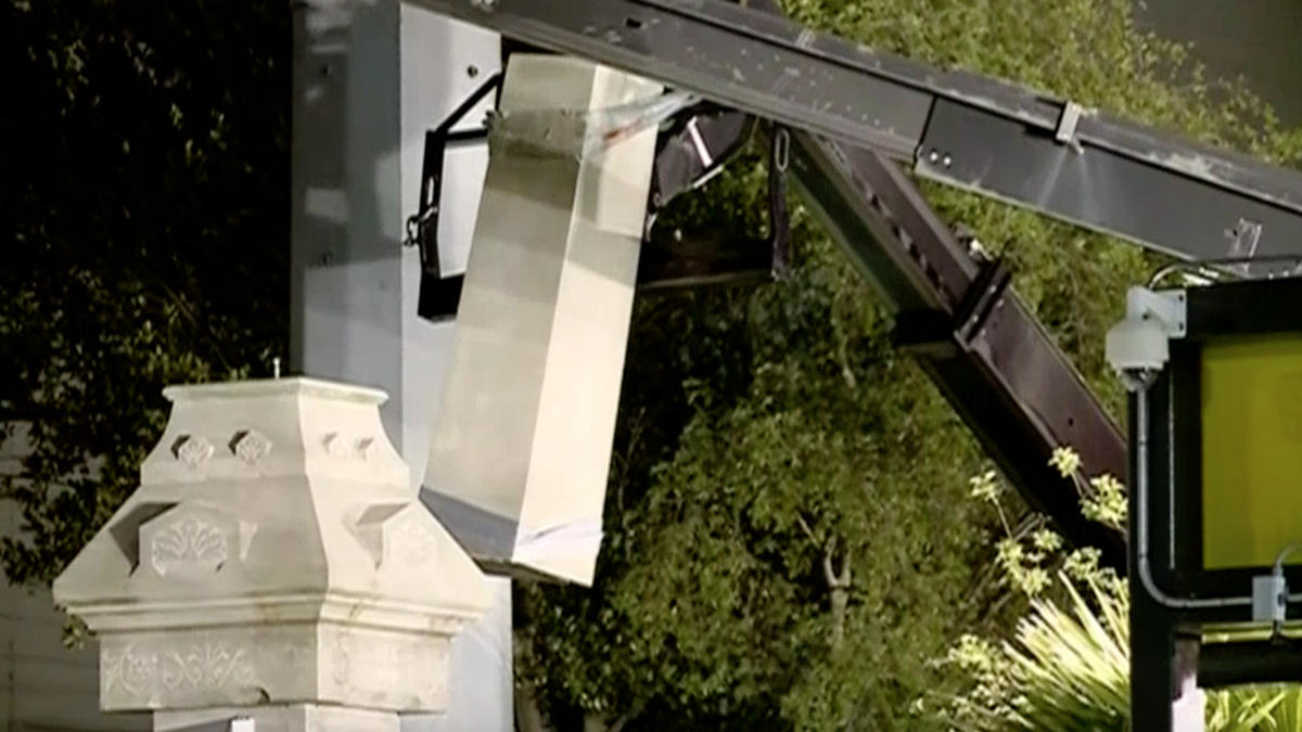 New-Orleans-Confederate-Statue-Removed