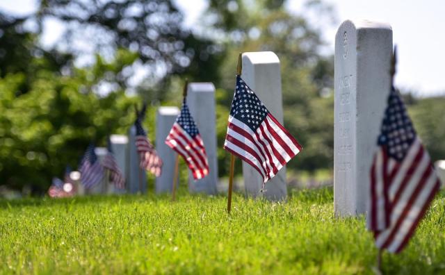 memorial-day-cemetery