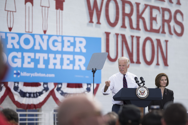 web1_bidenvegas101316ev_038_7177237